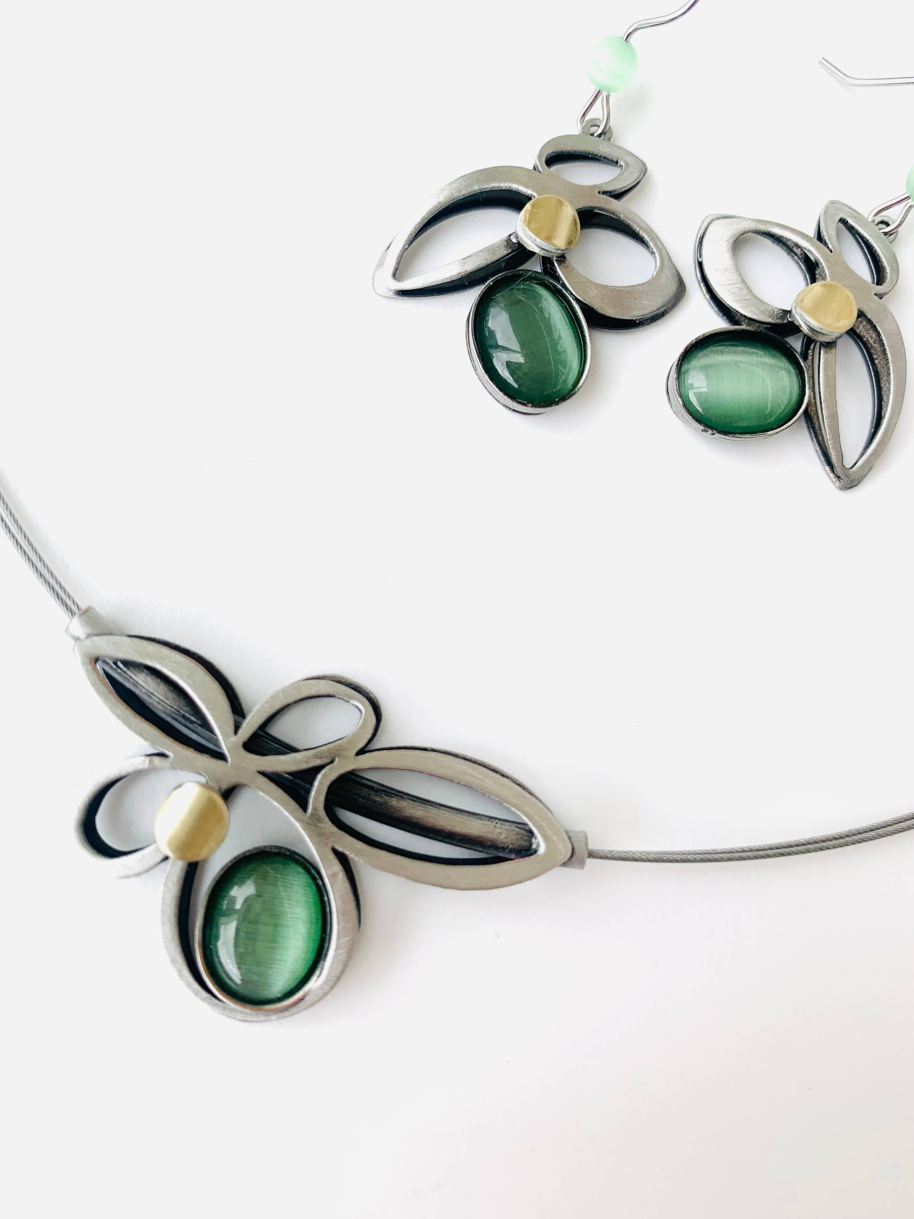 Christophe Poly / Crono Design - Vente Parures de bijoux - ENSEMBLES (GY1) - Collier (G) 17"+2" & Boucles d'oreilles crochet en fil (Y) Ensemble18