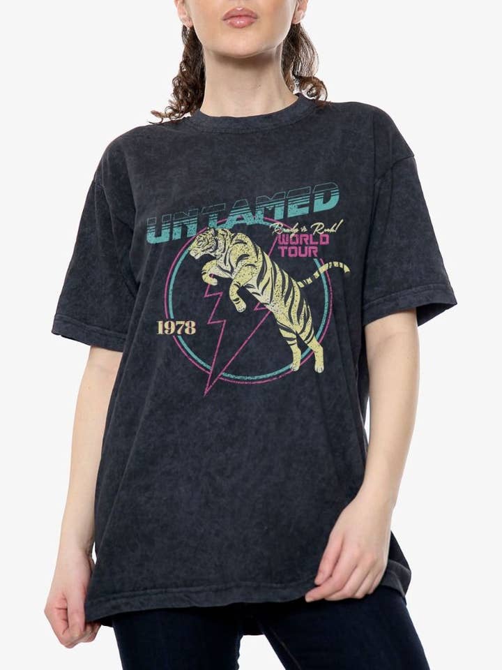 Damen Ungezähmter Tiger Verwaschenes Übergrößen Acid-Wash T-Shirt für den Großhandel von Missi Clothing