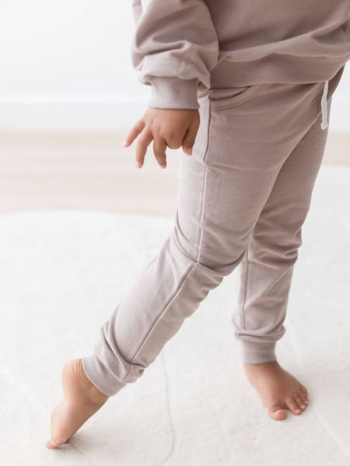 Mila & Co. - Wholesale Top & Pant Set - Kids - Sweatshirt & Jogger Set | Pale Mulberry4