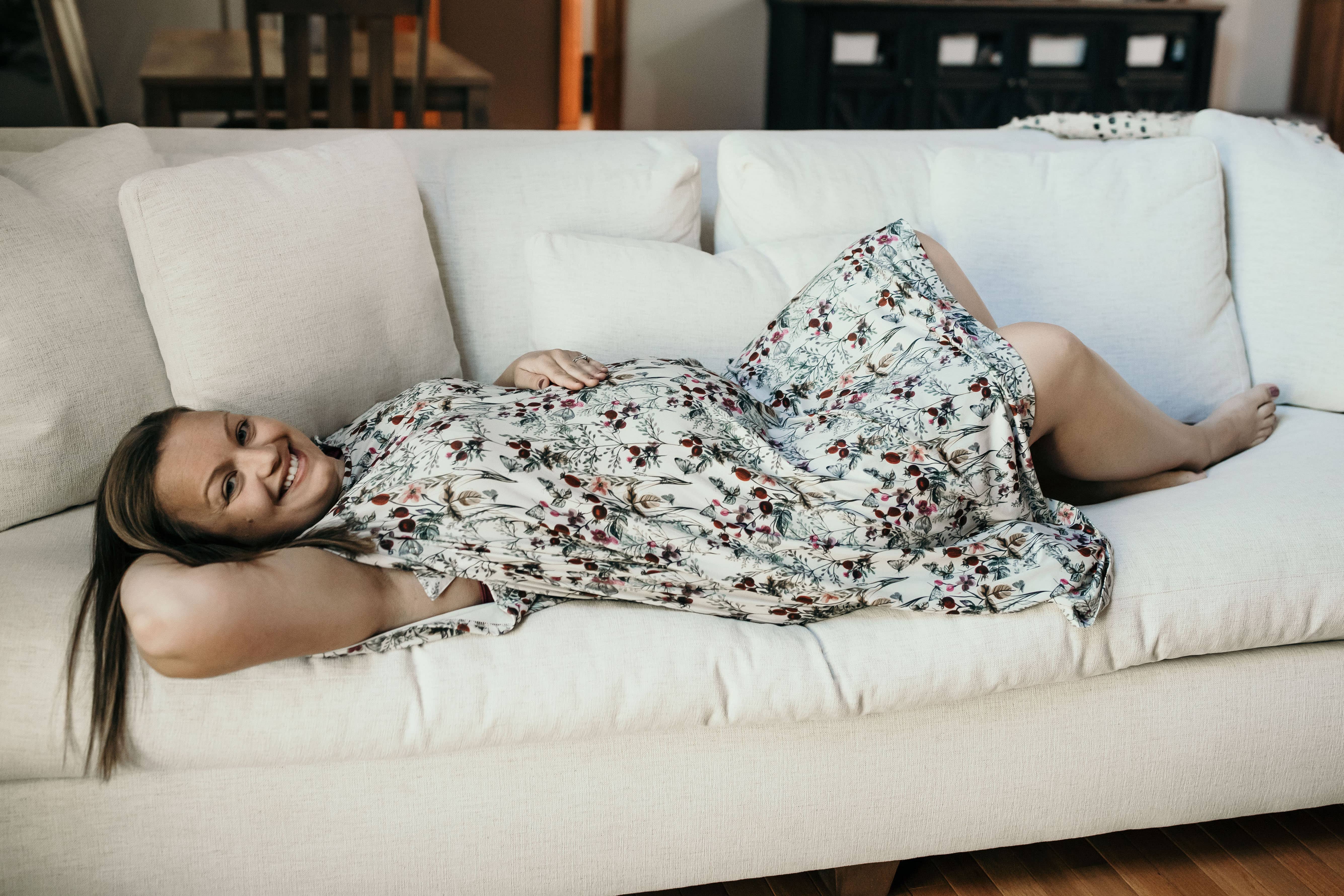 Three Little Tots - Wholesale Dress - Maternity - Floral Mommy Labor and Delivery/ Nursing Gown18