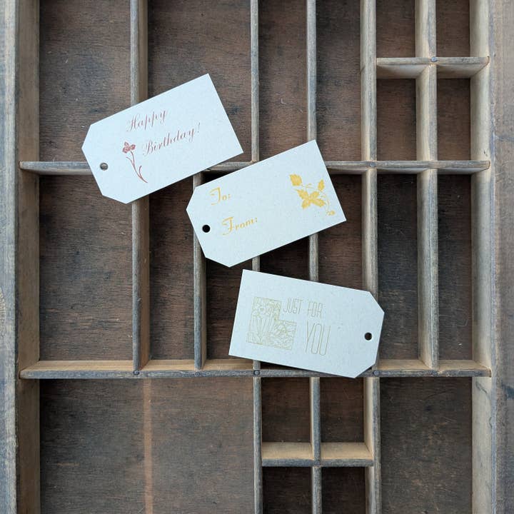Floral Letterpress Cadeaulabels (Set van 3) voor wholesale door Tussie Mussie Press