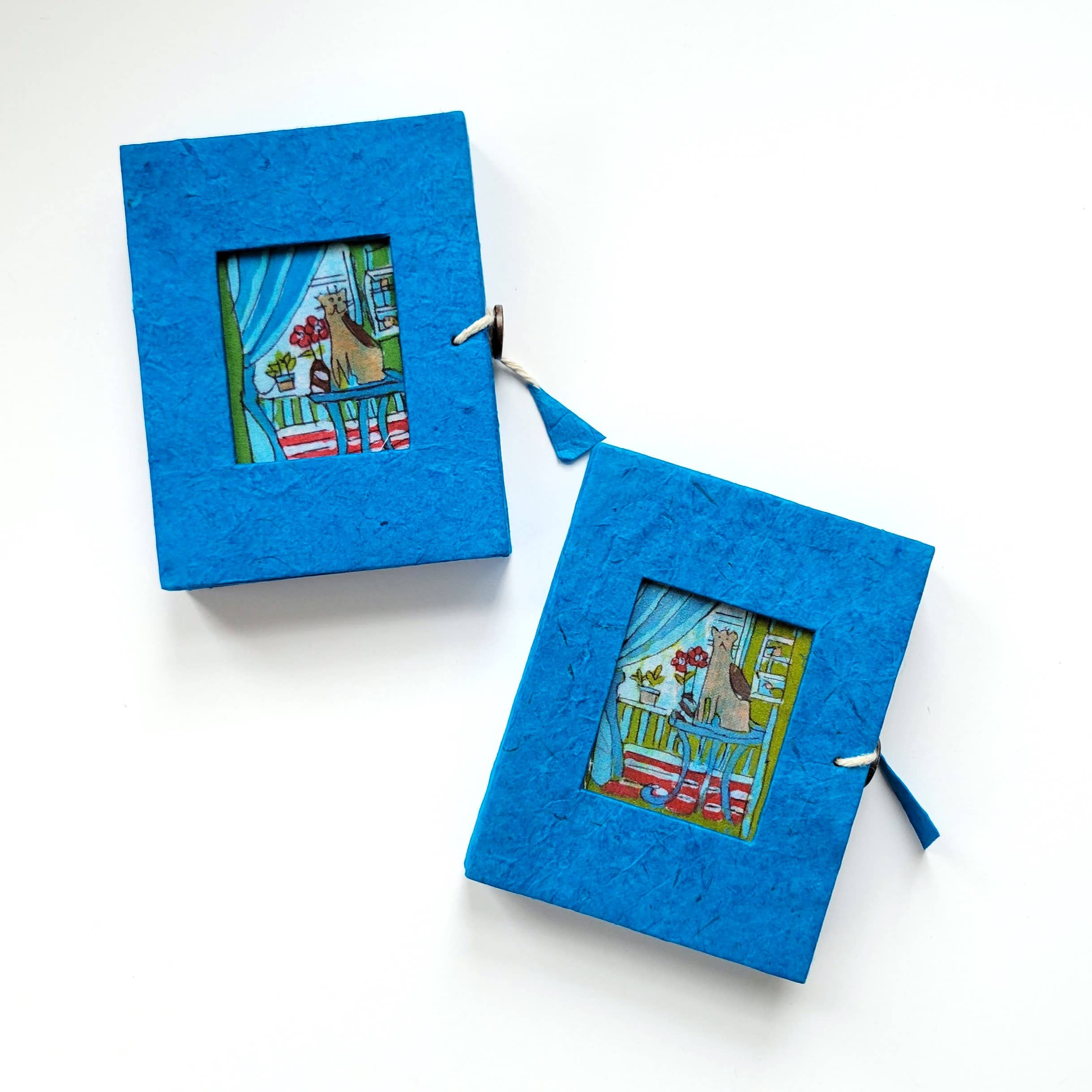 Eclectic Woodchuck - Wholesale Decorative Box - Cat on a Table Batik Mini Paper Mache Box4