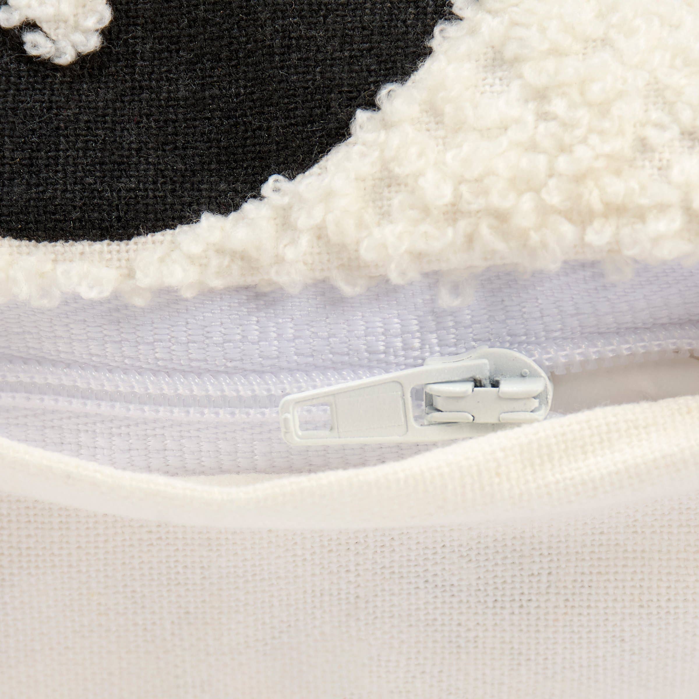 Primitives by Kathy - Wholesale Throw/Decorative Pillow - Ghosts Pillow3