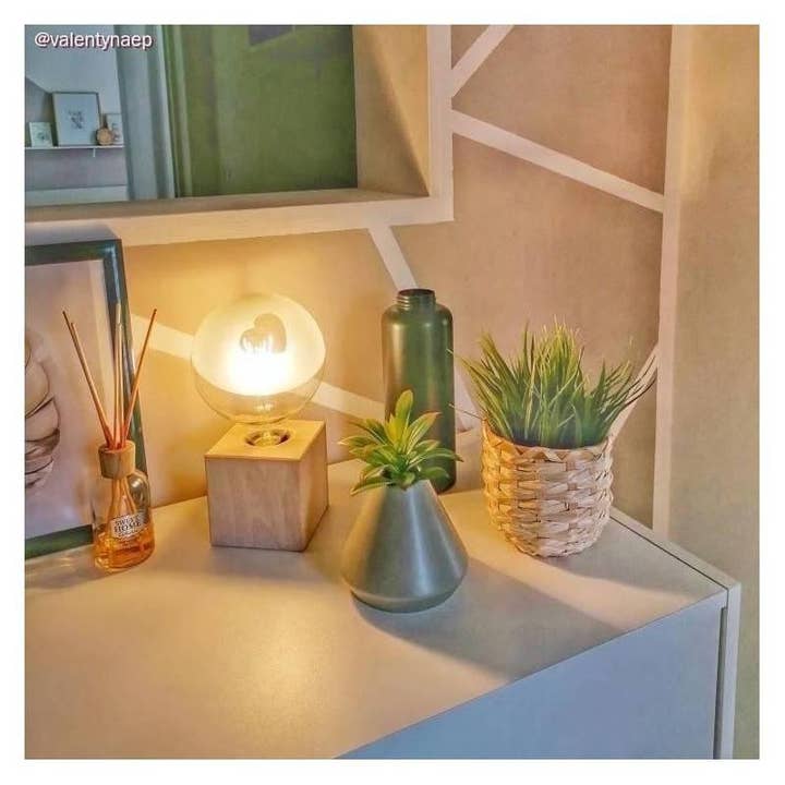 LIGHTINUP S.R.L. - Wholesale Accent/Desk Lamp - LED Bulb Globe G125 Short Filament Tattoo Line Lamp® Model8