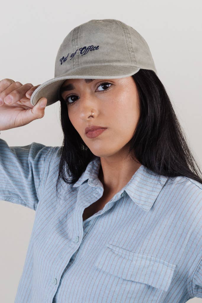 Crowned Free – wholesale Baseballkeps - Dam – Out of Office-hatt7