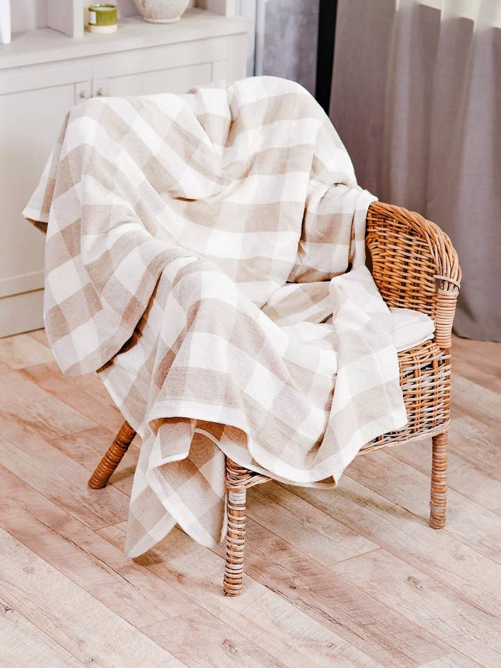 Linen throw blanket in natural color for wholesale by LinenQ