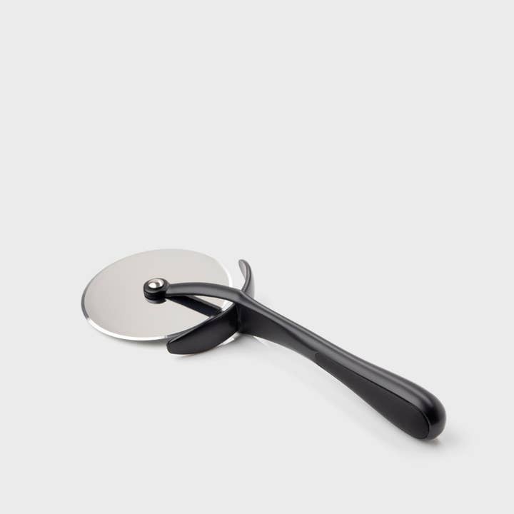 David Shaw Tableware - Wholesale Pizza Wheel - Pizza Wheel Matt Black