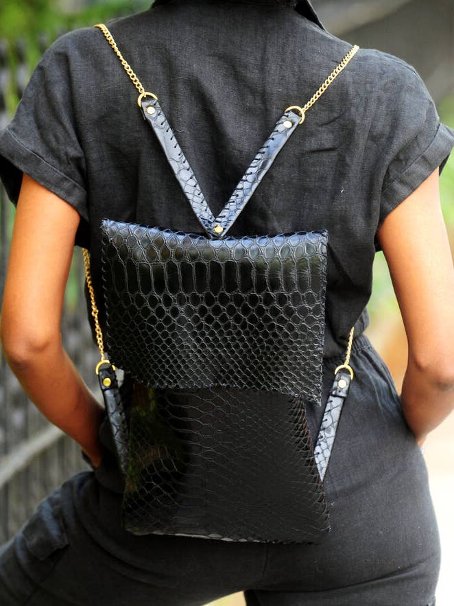 Sac bandoulière en cuir à maillons dorés pour femme Joy pour la vente par Ceciliaspieces