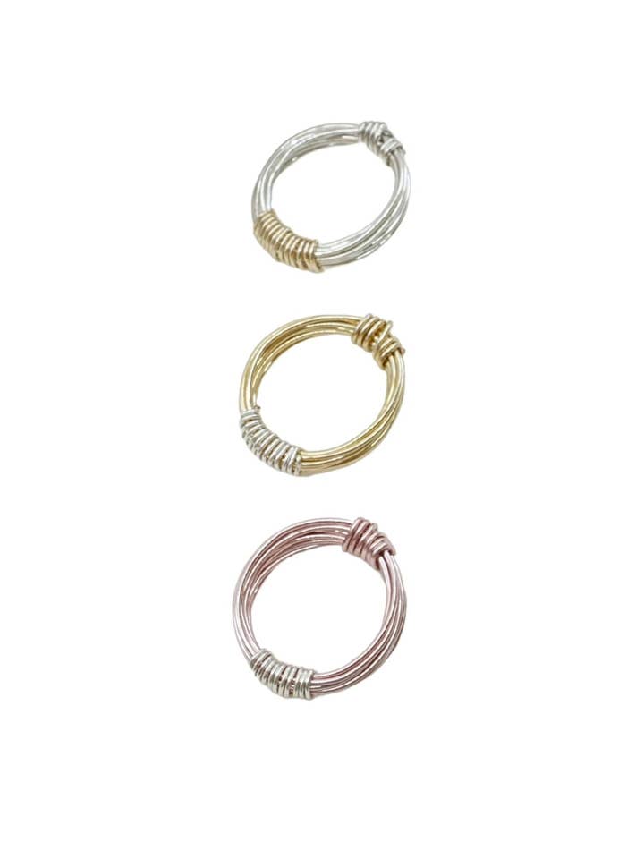 L'anello Seadrift Wrap per la vendita all'ingrosso da parte di A Blonde and Her Bag