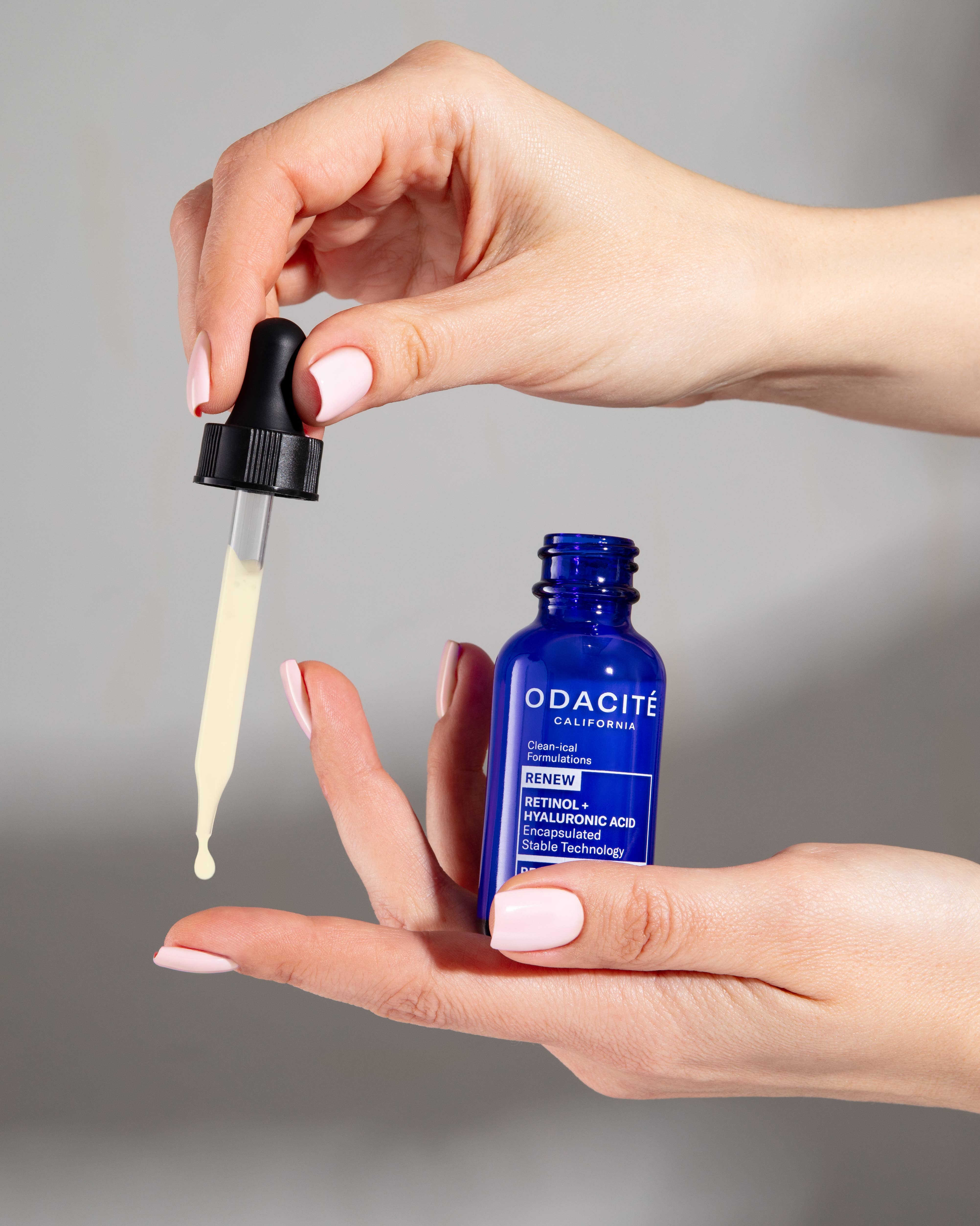 Odacité - Vente Concentré/sérum pour le visage - Sérum renouvelant au rétinol et acide hyaluronique3