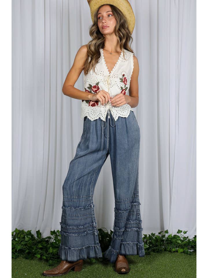 Vine & Love - Wholesale Jeans - Women's - Flared Ruffle Hem Washed Chambray Crop Denim Pants VP8303915
