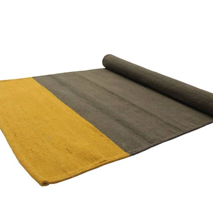 Sloflo World – wholesale Yoga mat – 100% Cotton Hand-Loomed Mysore Yoga Rug9
