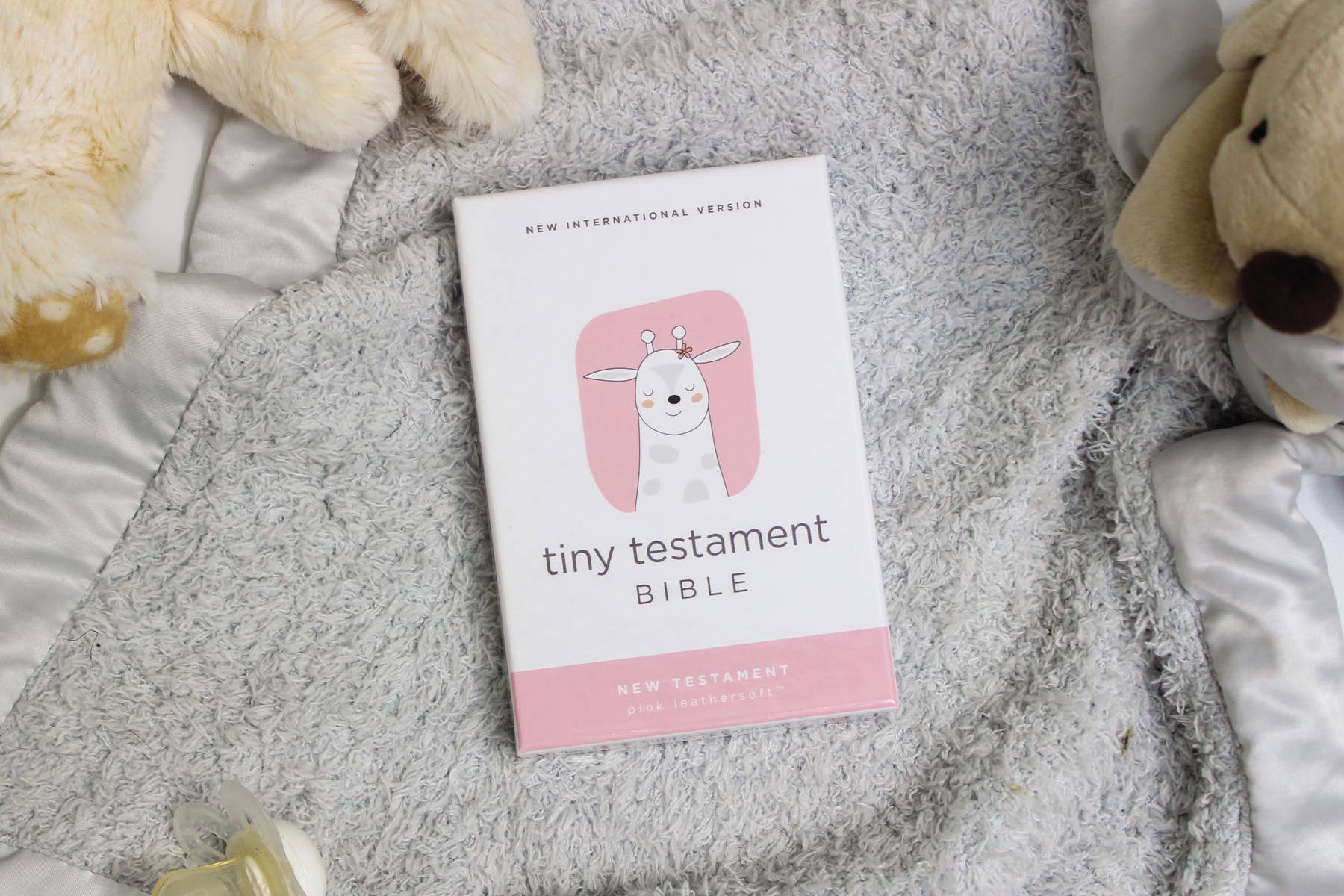 HarperCollins Christian Publishing - Wholesale Religion Book - NIV Tiny Testament Bible, New Testament Leathersoft Pink8