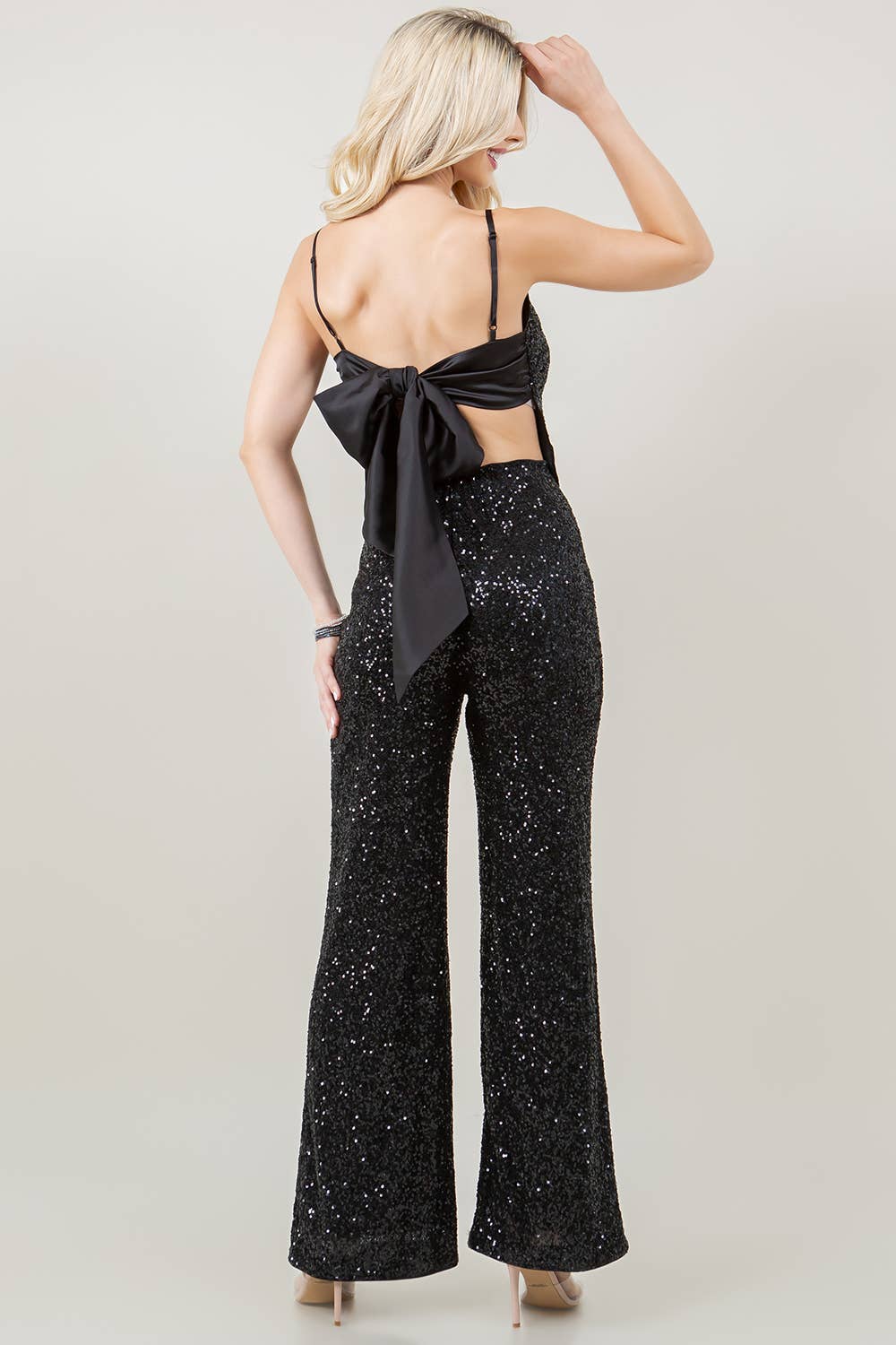 Miss Avenue - Wholesale Set met top en broek (GEEN Loungewear) - Dames - SM5763 Broekset met lovertjes en striksluiting aan de achterkant en wijde broekspijpen3