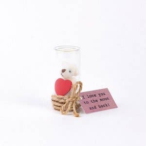 Mini-Teddybär im Glas mit Herz – „I Love You To The Moon“ für den Großhandel von Sidedish Cards