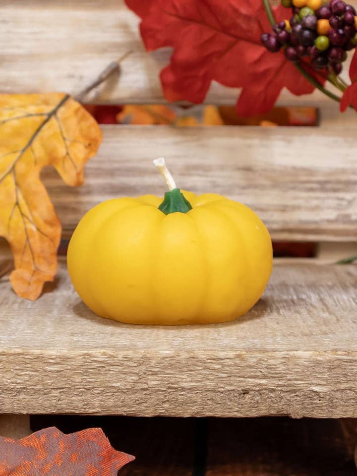 Beeswax Petite Squash for wholesale by Beelite Candles