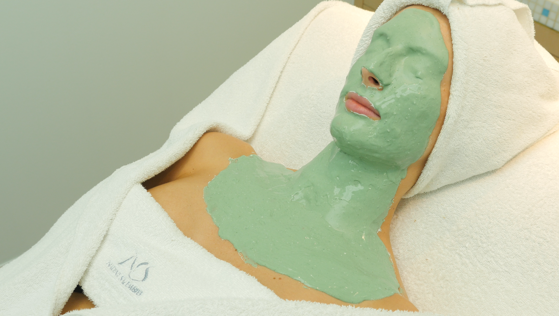 Nadine Salembier - Wholesale Skincare Face Mask - [PRO] Algae Peel-Off Mask1