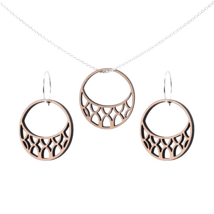 Laila Sæt for wholesale by DIBB Design