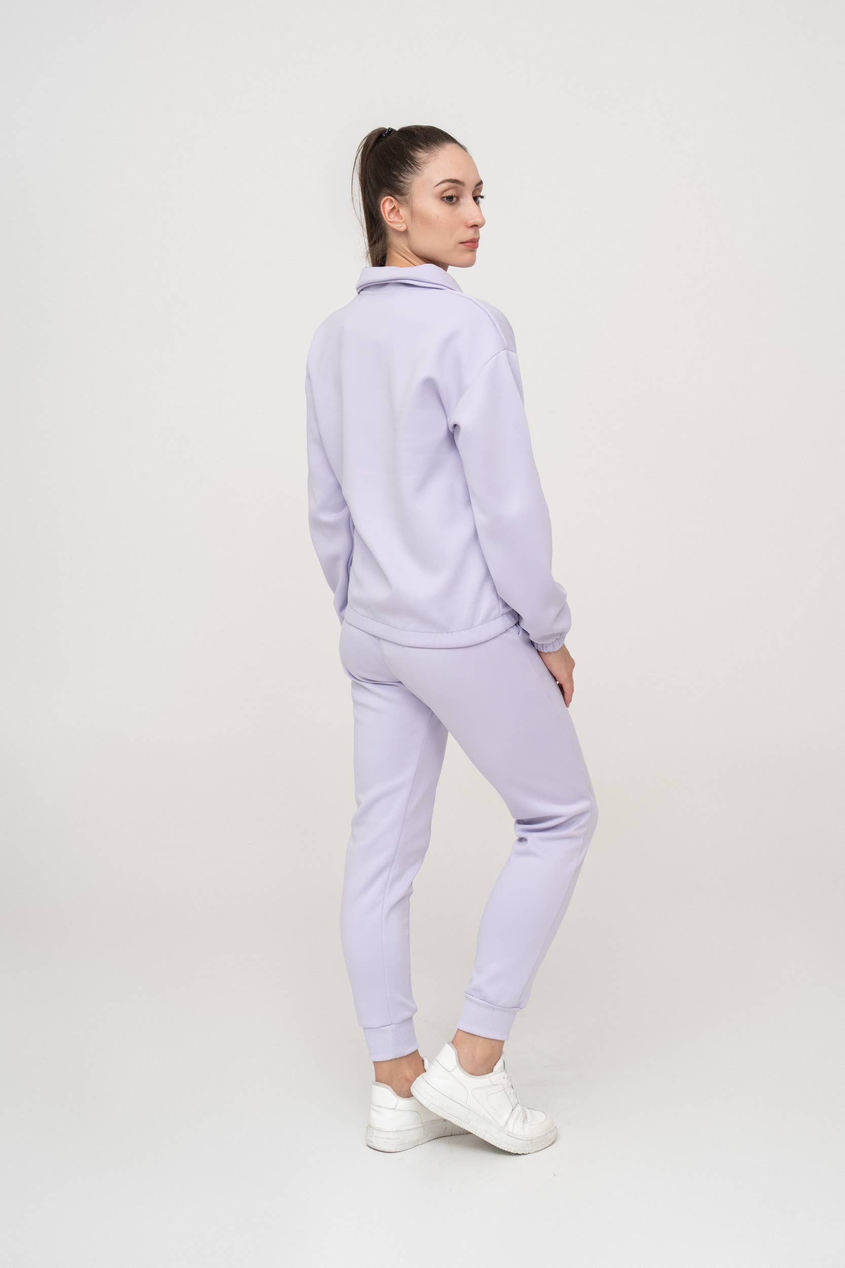 Zayne Paris - Wholesale Activewear Set - Women's - Women's jogging set with zip on the collar F008-32
