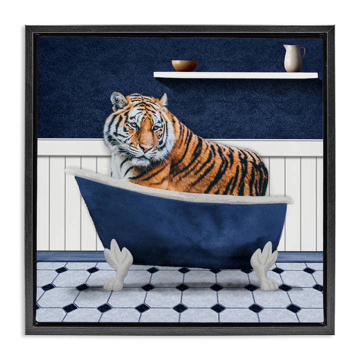 Tijger in Blauwe Badkamer Drijvend Ingelijst Kunstwerk voor wholesale door Stupell Industries