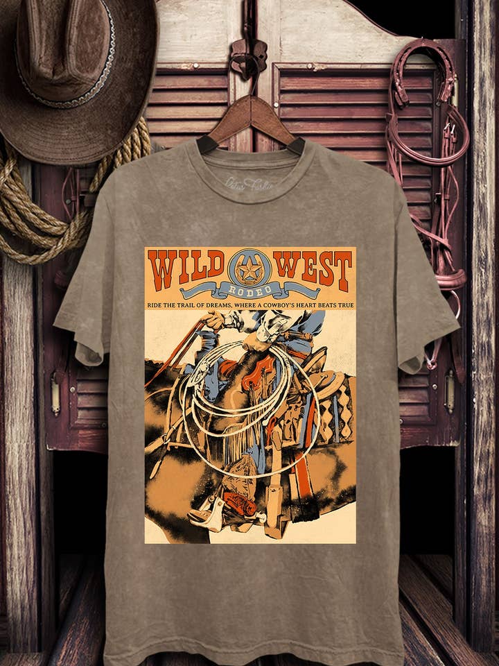 Lotus Fashion Collection - Venta al por mayor Camiseta serigrafiada - Mujer - Top estampado de los Wild West Cowboys8