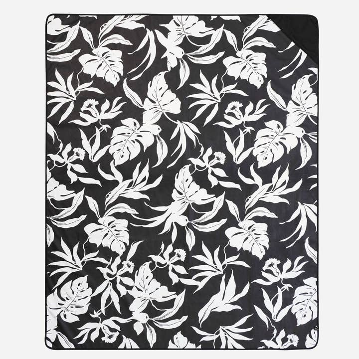 Hauke Quick-Dry Picnic Blanket for wholesale by Slowtide