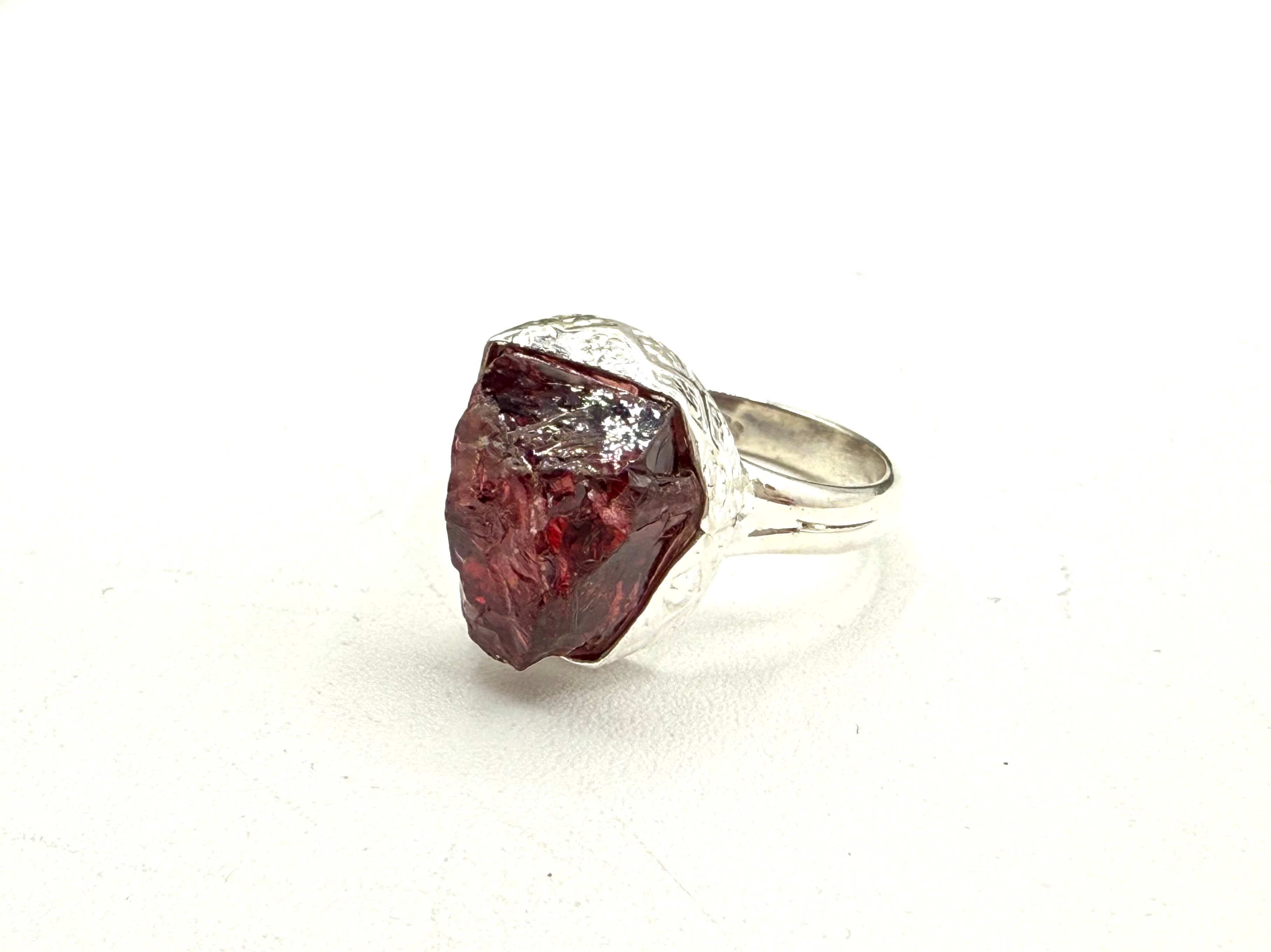 Meraki Gemstones - Wholesale Single Stone/Solitaire Ring - Garnet Rough Semi-Precious Gemstone 925 Silver Ring-Red1