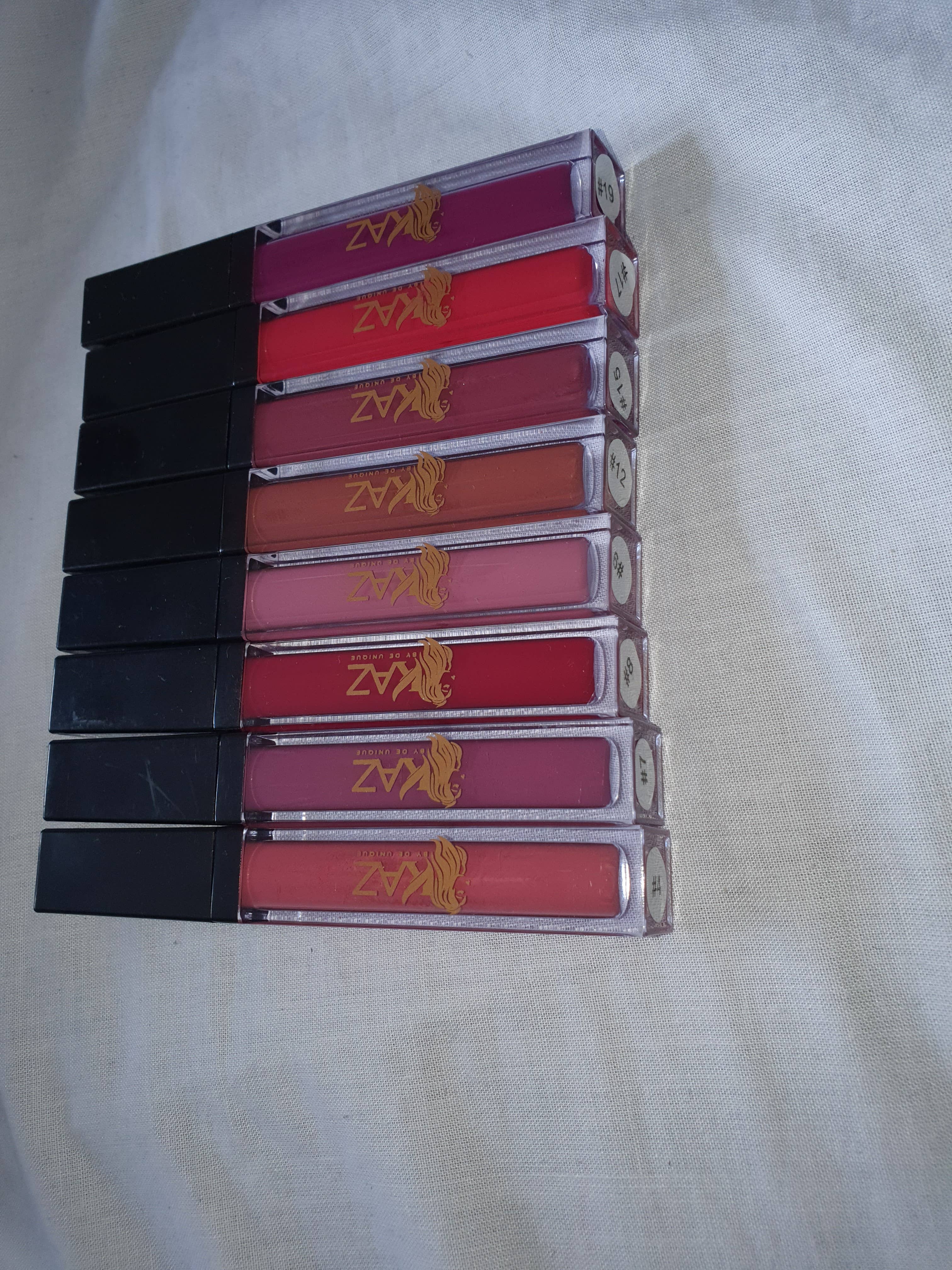 Kaz by De Unique Limited – wholesale Lipstick – Matte lipstick 20 colours non sticky 24 hours lipgloss9