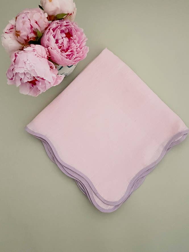 Game table linen tablecloth for wholesale by Don Lino