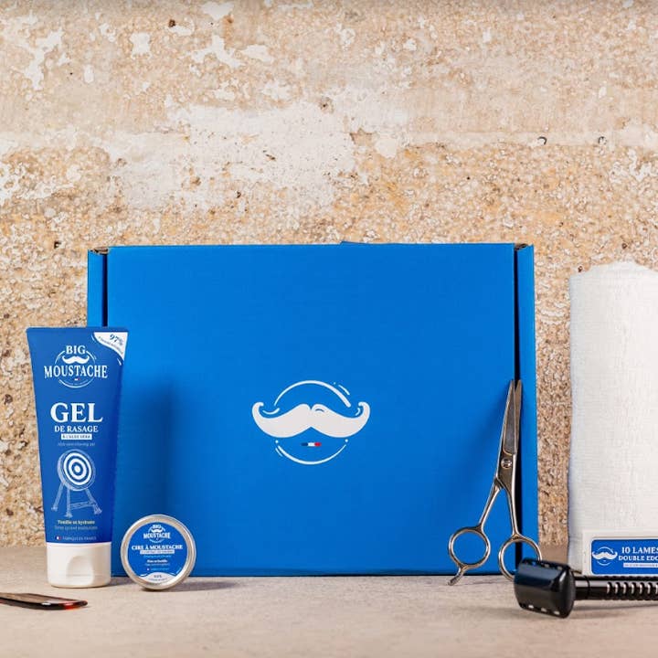 Set completo per baffi 4BM00132 per la vendita all'ingrosso da parte di BIG MOUSTACHE