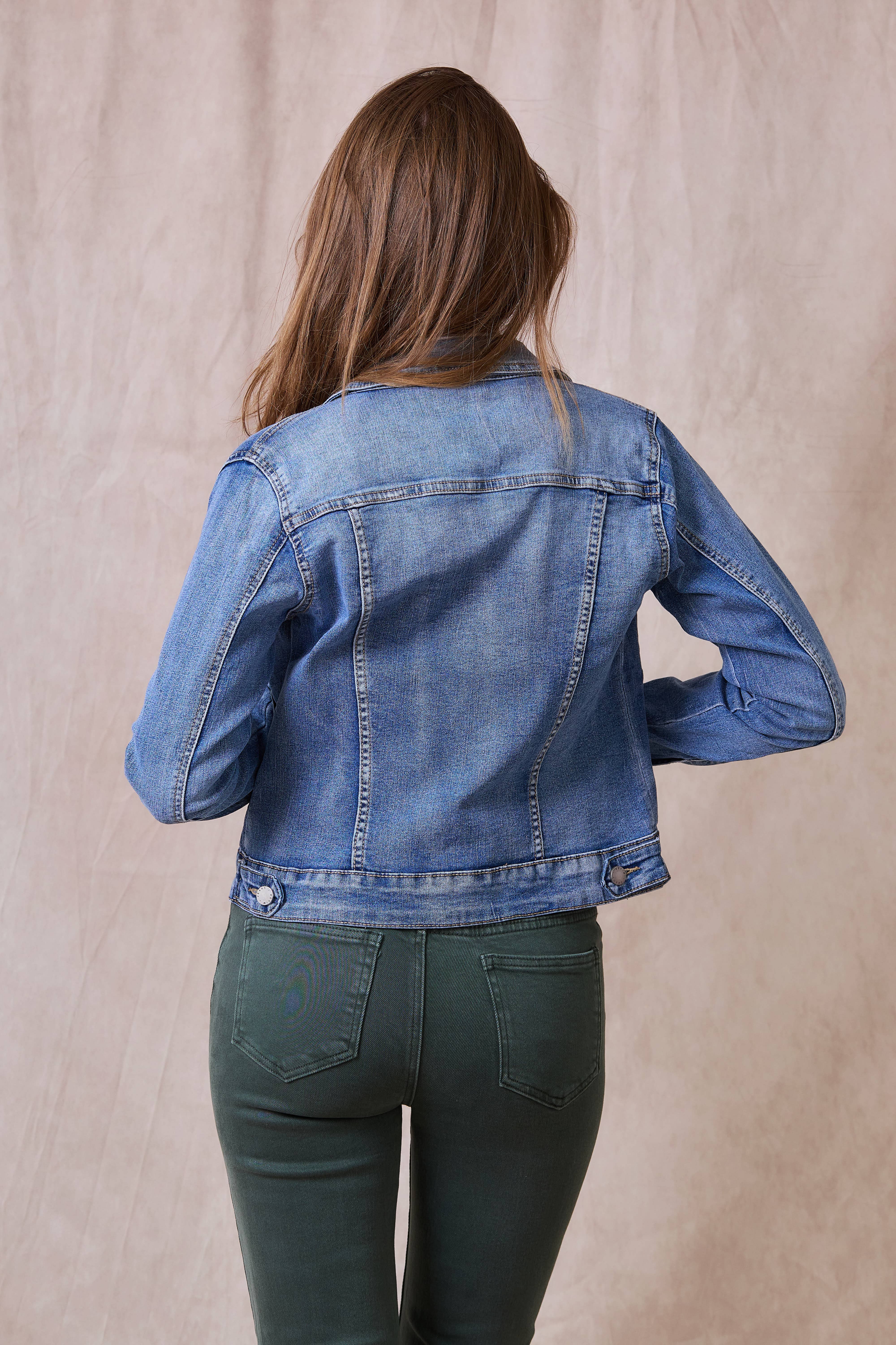 Slim jeans jacket (washed out) - ANA & LUCY for wholesale on Faire7