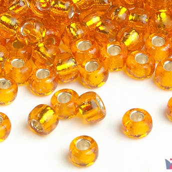 7 - Orange Clair Bordé d'Argent pour la vente par The KnittingZone