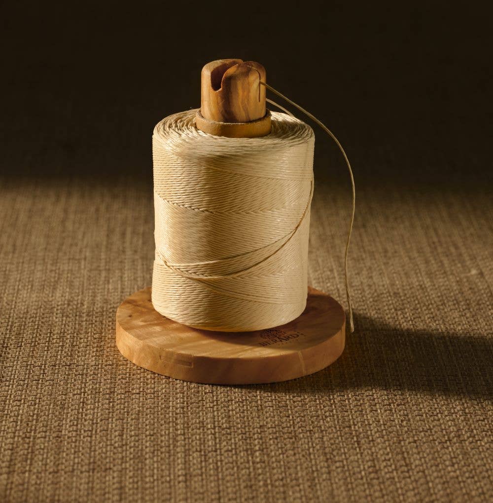 The French Farm - Wholesale Kitchen Tool/Gadget - Berard Olive Wood Twine Holder with Twine1