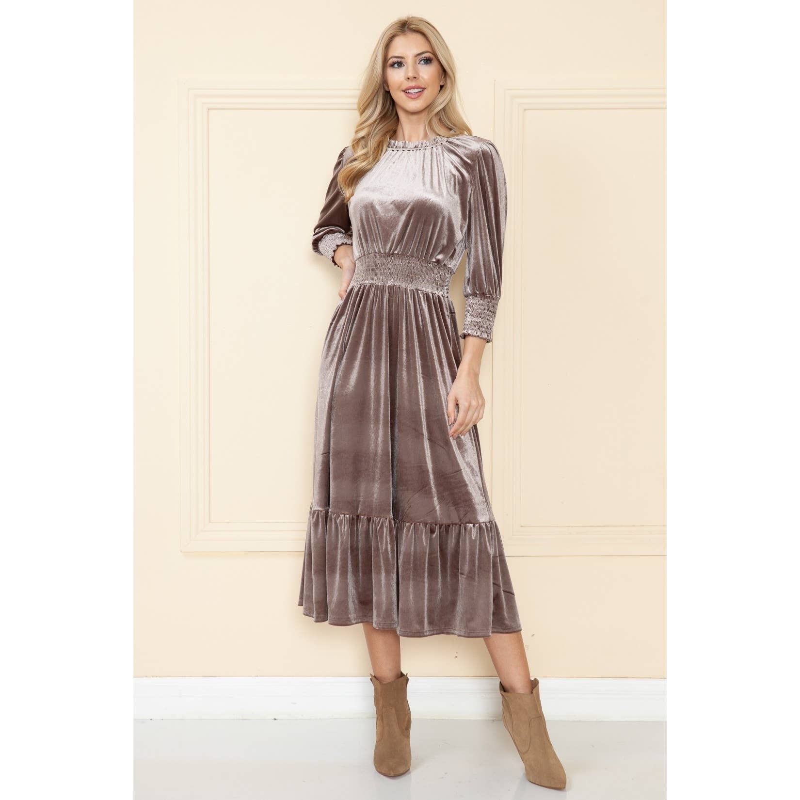 Reborn J - Wholesale Dress - Women's - VELVET THREE QUARTER SLEEVE MIDI DRESS6