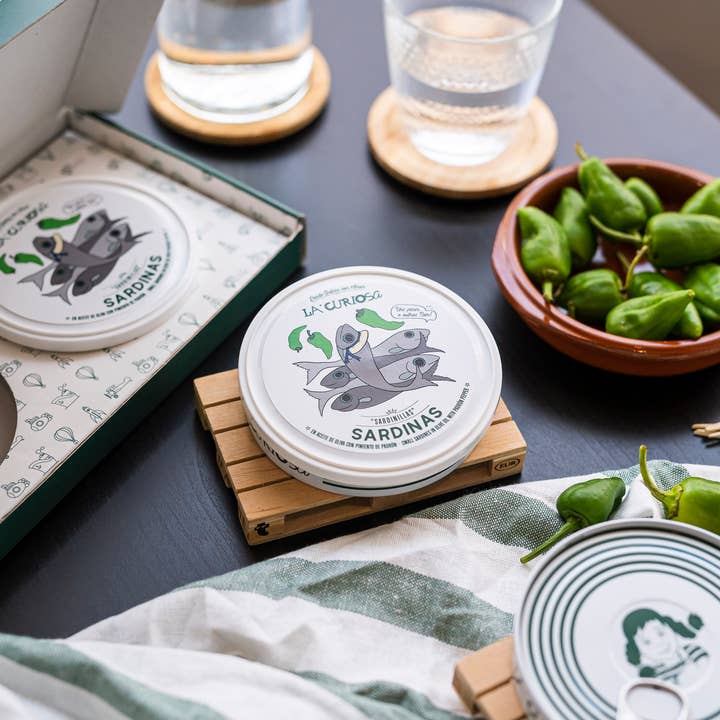 La Curiosa - Wholesale Tinned Fish - Small sardines with padrón peppers 10/14 pieces10