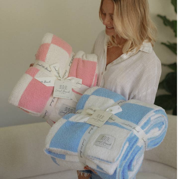 Coastal Blue Checker Cozy Luxe Home Blanket for wholesale on Faire1