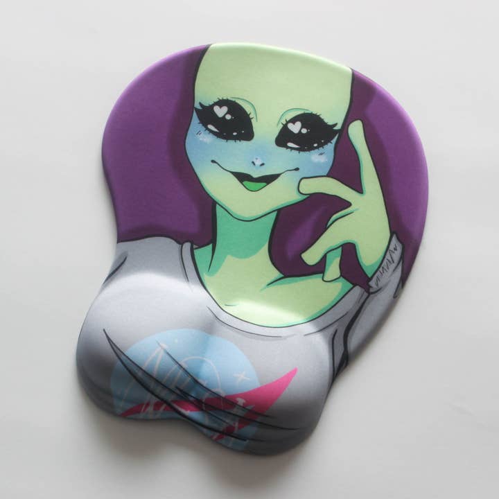 Alien | 3D Ergonomic Oppai Mousepad for wholesale by KeikiiArt
