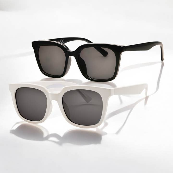 Gafas de sol CV3029 y otras tendencias de Resultados para lentes clones al por mayor. Devoluciones gratuitas y condiciones de pago a 60 días en Faire en Faire.