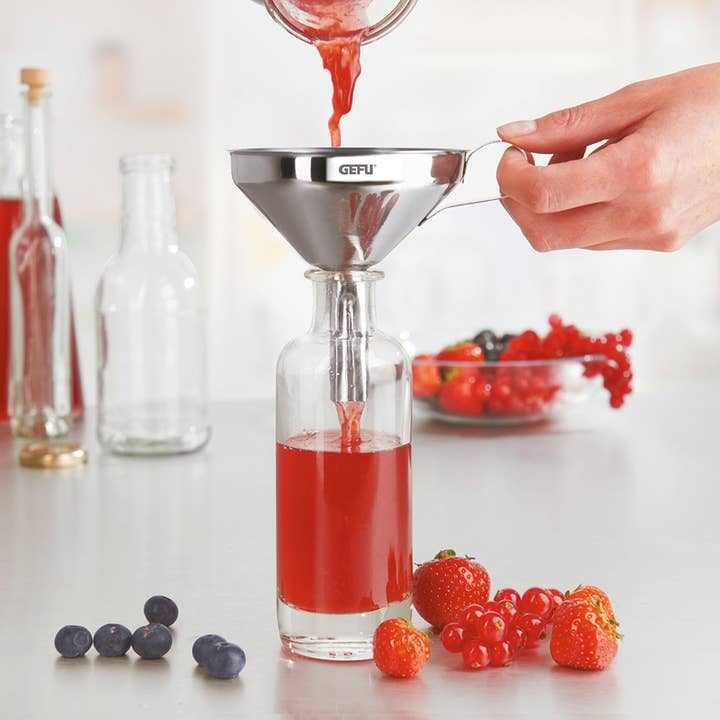 Gefu GmbH – Engroshandel Tragt – Påfyldningstragt VERSARE, 10,5 cm1