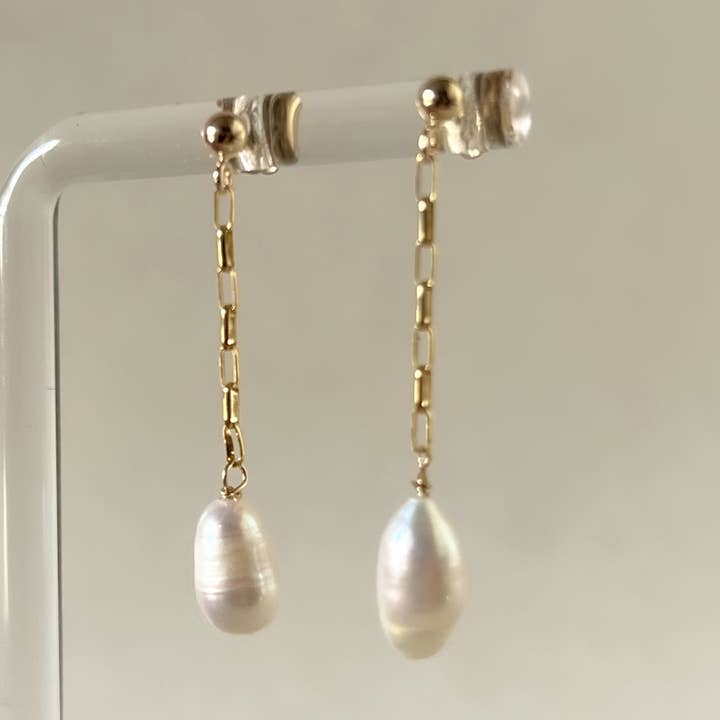 Pearl Drop Oorbellen voor wholesale door Eastwood Studios