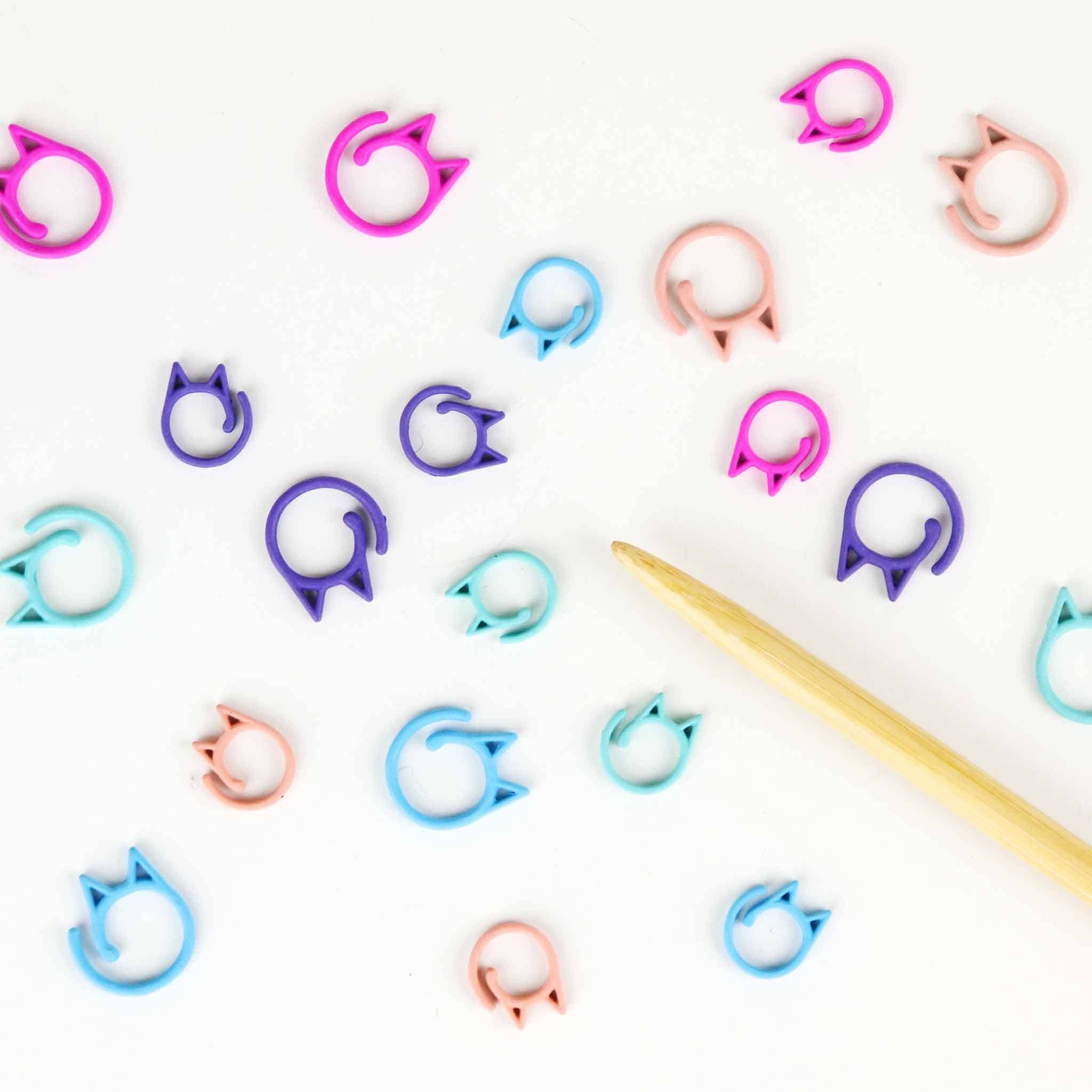 Twice Sheared Sheep - Wholesale Knitting/Crochet Supplies - Cat Clips - Simple Removable Stitch Markers - Rainbow1