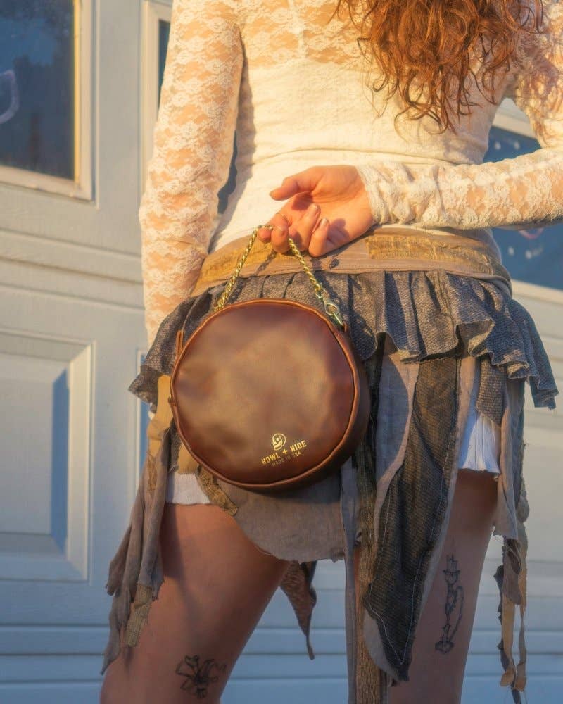 Howl and Hide - Wholesale Crossbody Bag - Women's - Charlie15