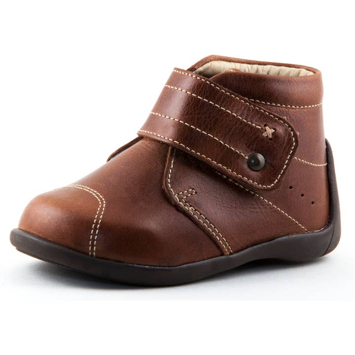 First Steps - MARTIN | Brown for wholesale by Wobbly Waddlers