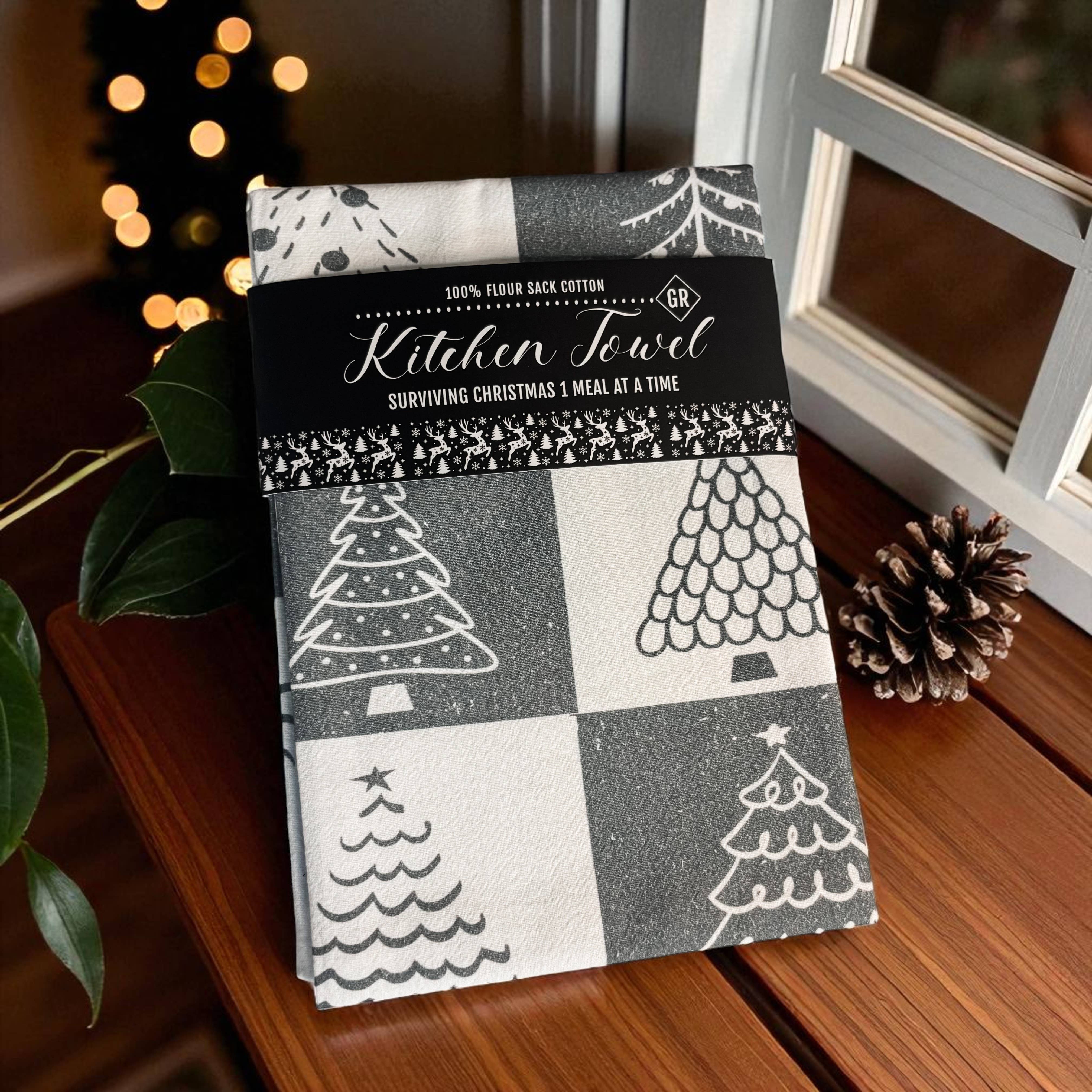 Gia Roma - Wholesale Tea Towel - Vintage Santa Holiday Kitchen Towel & Decor | Pink Christmas59