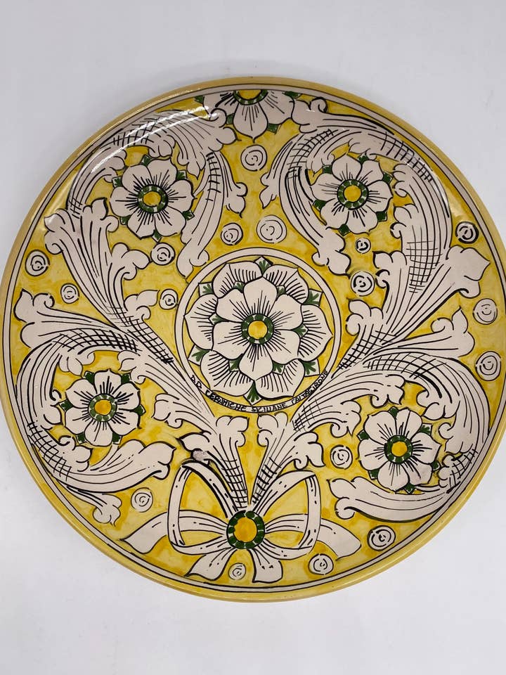 Hand-painted Decorative Plate Diameter 30 cm Decor No. 11 for wholesale by DD Ceramiche Siciliane