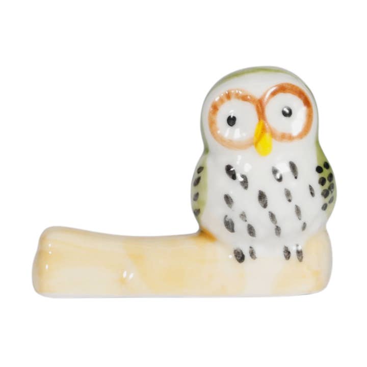 Reposoir à baguettes en porcelaine Hibou 2"H (12/288) pour la vente par Urban Tokyo