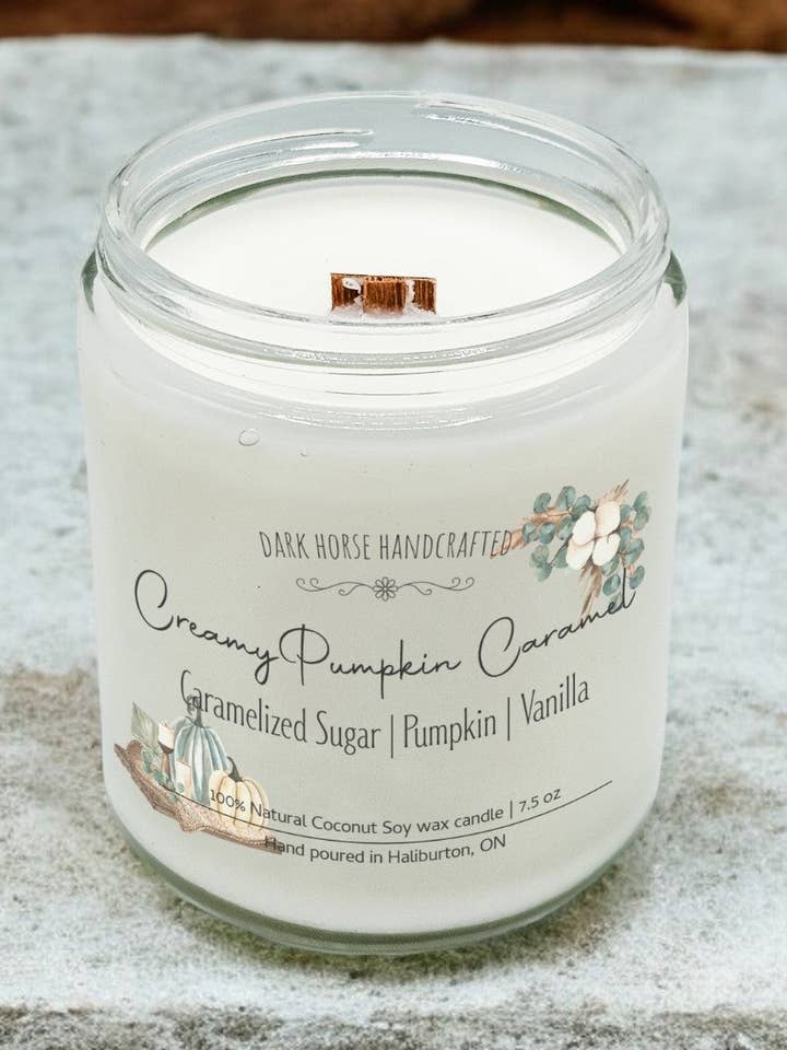 Caramel crémeux à la citrouille - Bougie d'automne pour la vente par Dark Horse Handcrafted