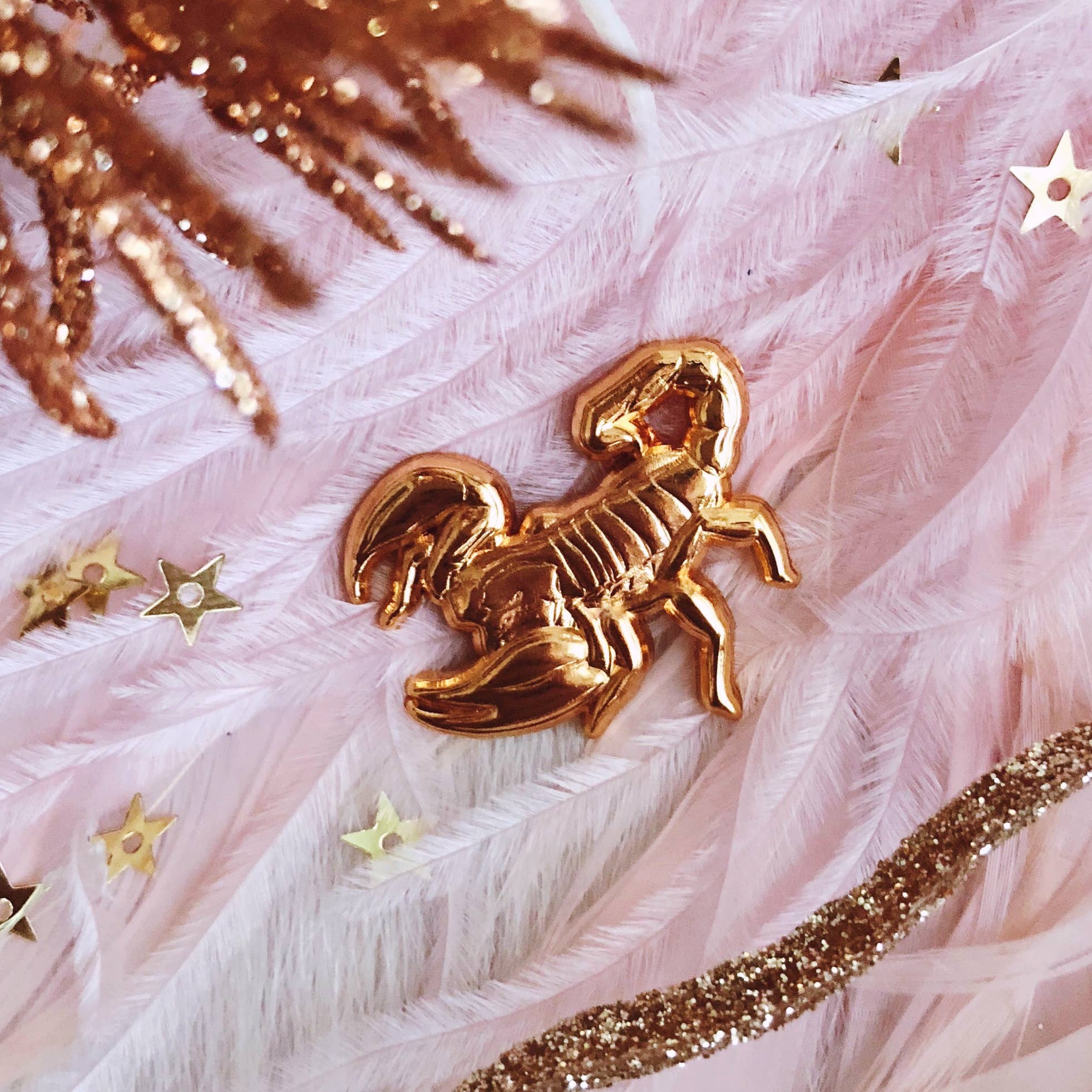 Lilly Baik - Wholesale Lapel Pin/Button - Scorpion 3D Lapel Pin0