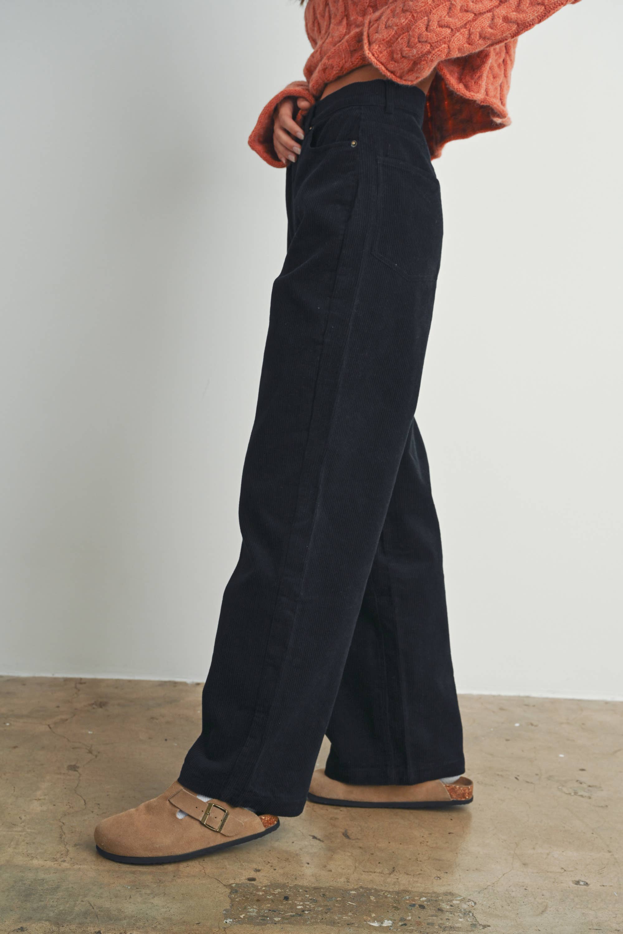 BUTTERMELON - Vendita all'ingrosso Pantalone - Donna - Pantaloni in velluto a coste con tasche - BMP72244