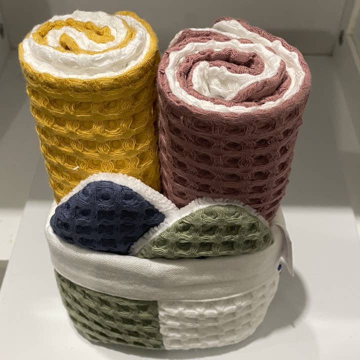 Lumä - Wholesale Face & Body Wipes - Mixed basket (washable cotton pads + face towels)7